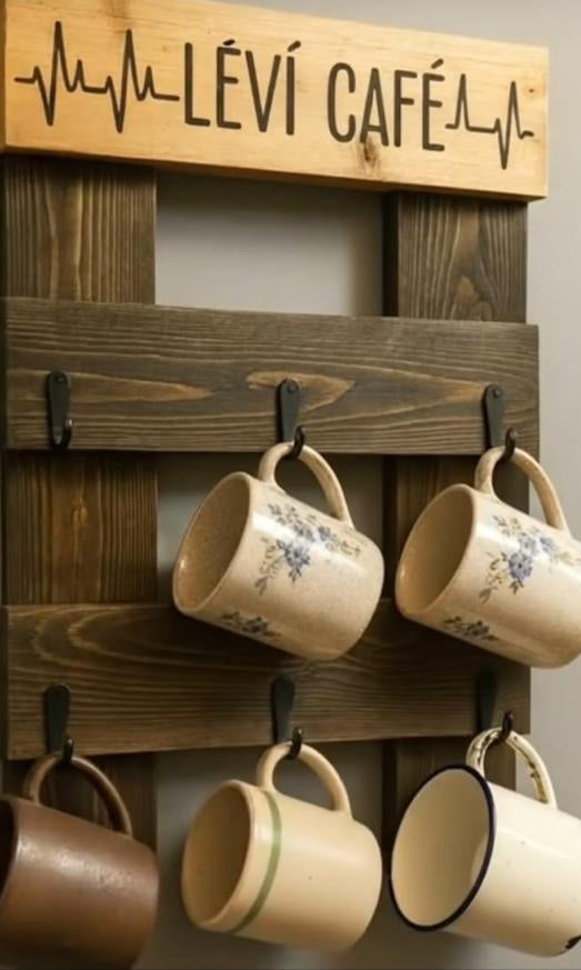 Wooden Cup Hanger