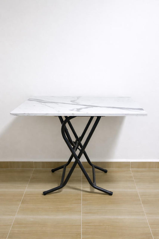 طاولة حديد و خشب